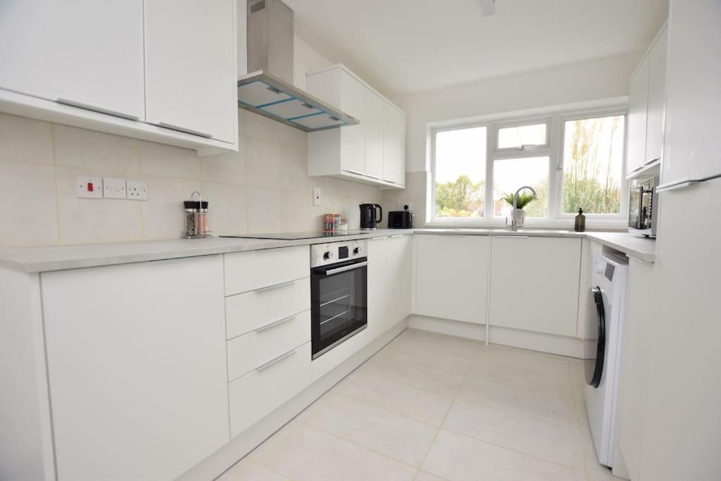 Luxury Central Oxford Detached Home Екстериор снимка